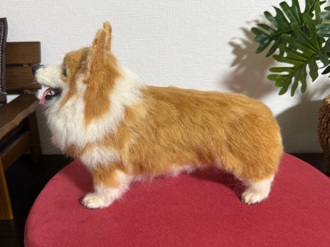 週末値引き！わたわたペット　羊毛フェルト作品　笑顔のコーギー　『一緒に遊ぼうよ』