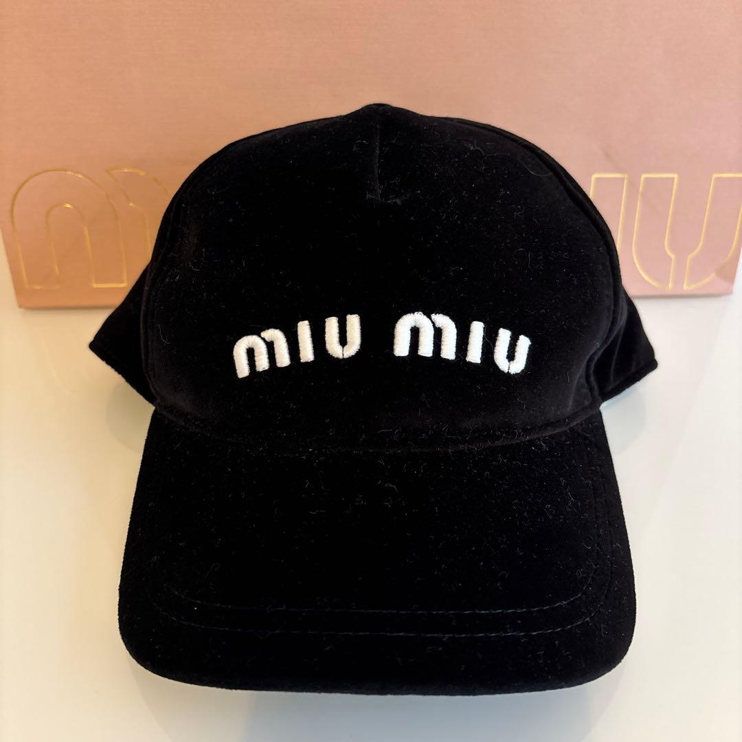 miumiu ミュウミュウ ベロア ブラック 黒 ベースボールキャップ 帽子