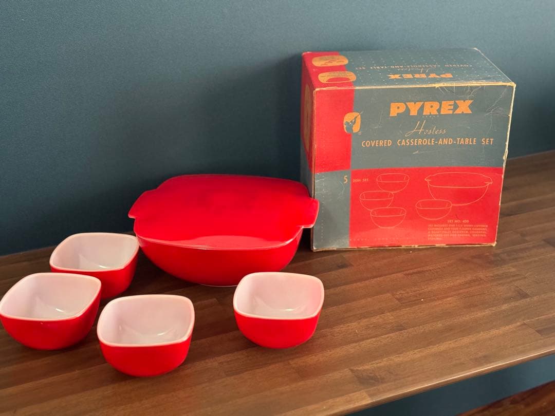 パイレックス　キャセロール　カップセット箱付き
