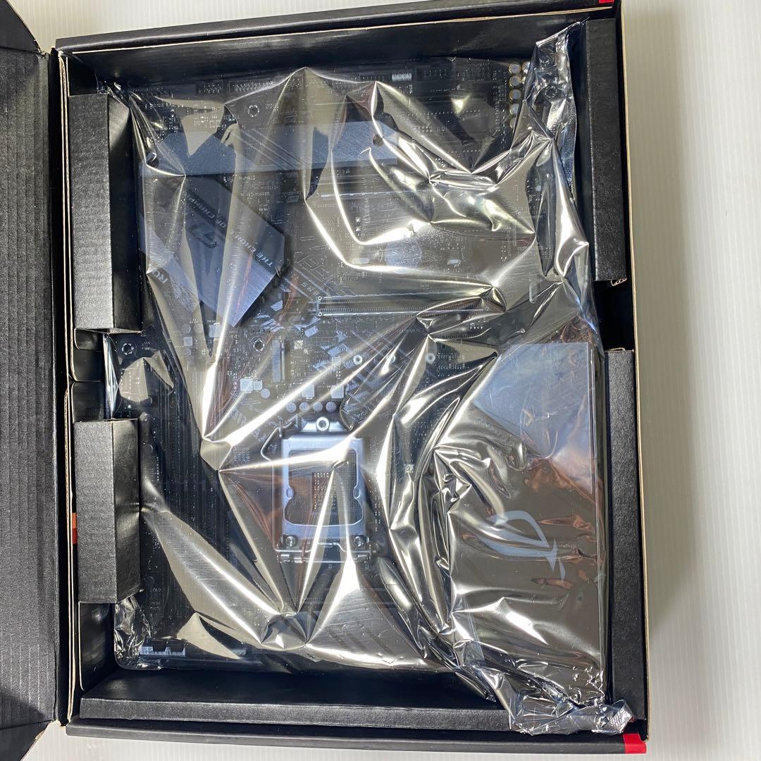 ASUS ROG STRIX Z390-F GAMING マザーボード　マザボ