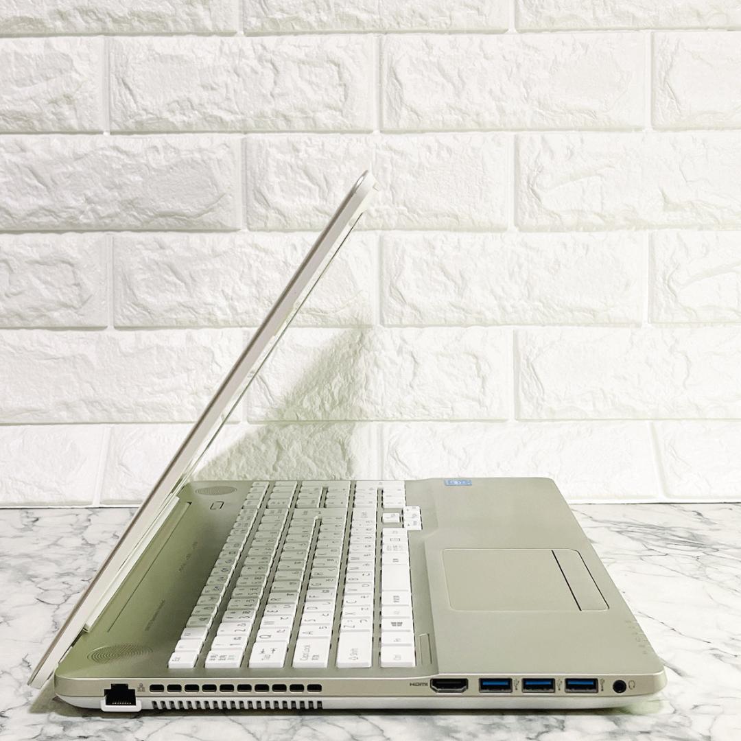 美品ゴールド✨Windows11✨爆速SSD薄型ノートパソコン✨カメラ・オフィス