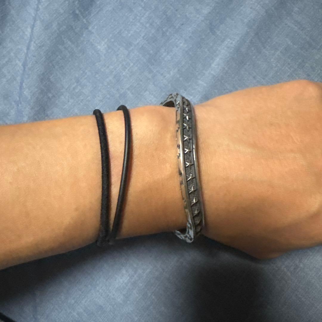 希少CODY SANDERSON ウェーブ星型バングル