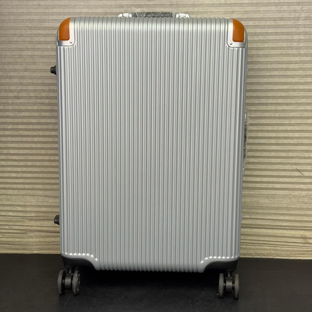 ☆未使用　スイスミリタリー プレミアム Cタイプ 64L SM-C624