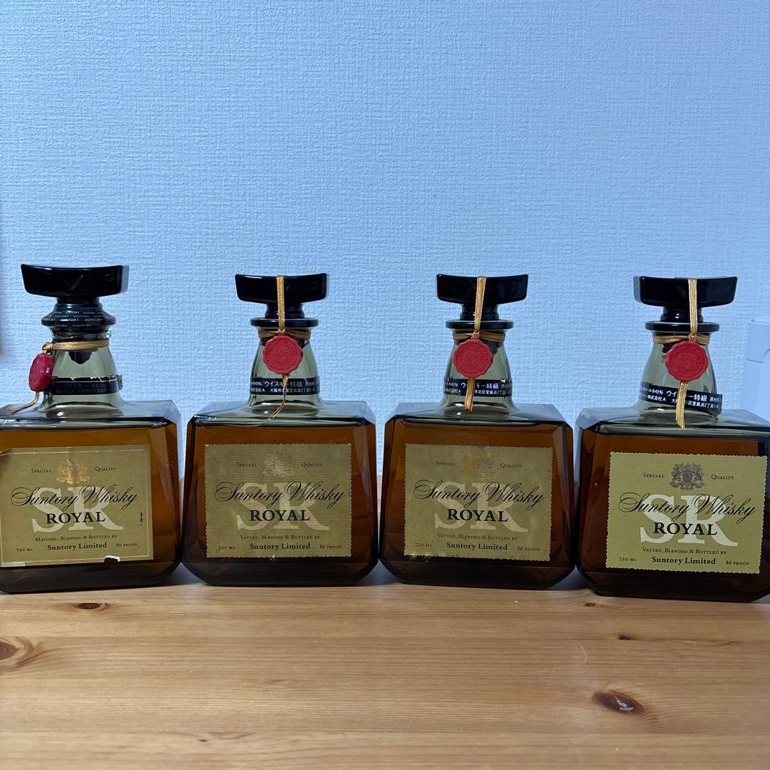 サントリーウイスキーローヤルSR 4点セット　未開封　古酒