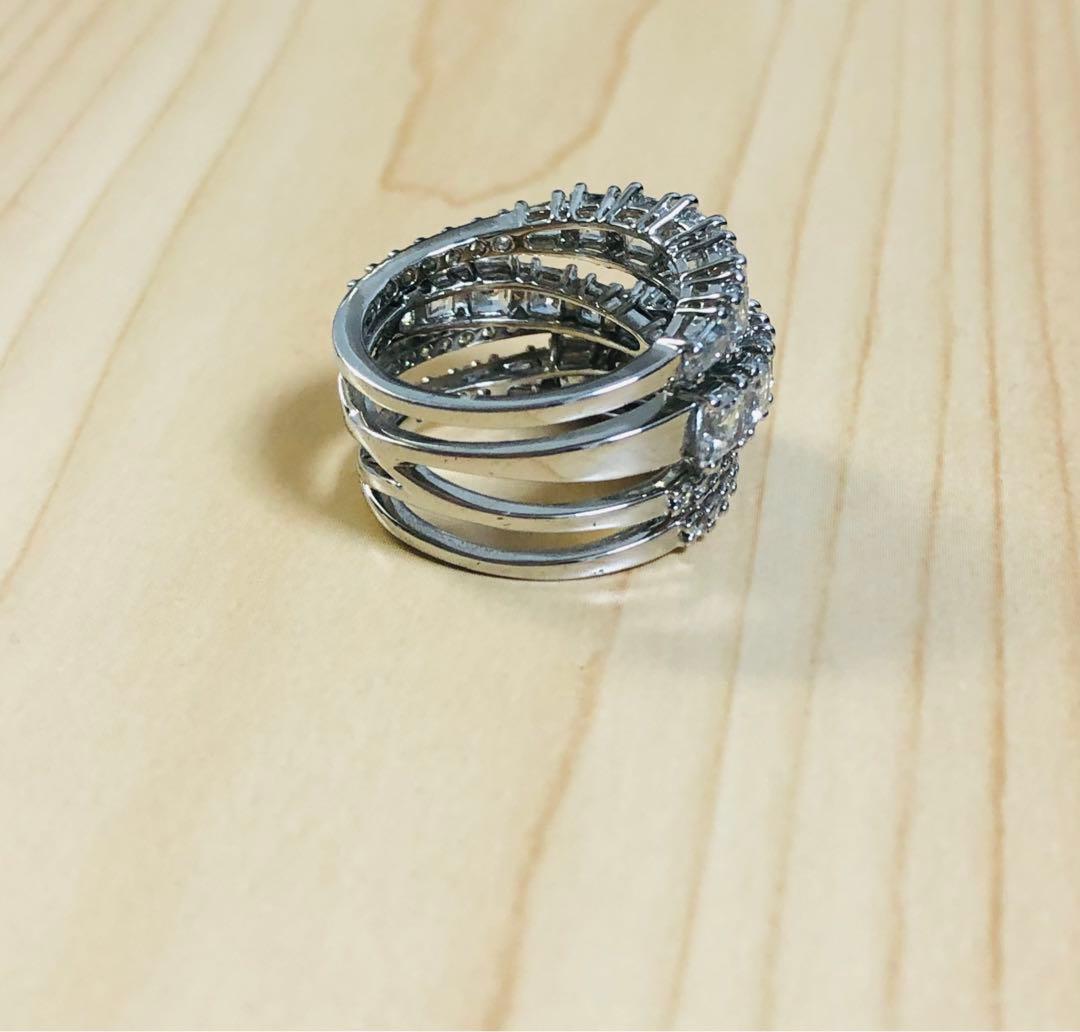 スワロフスキー Swarovski Hyperbola twist リング52号