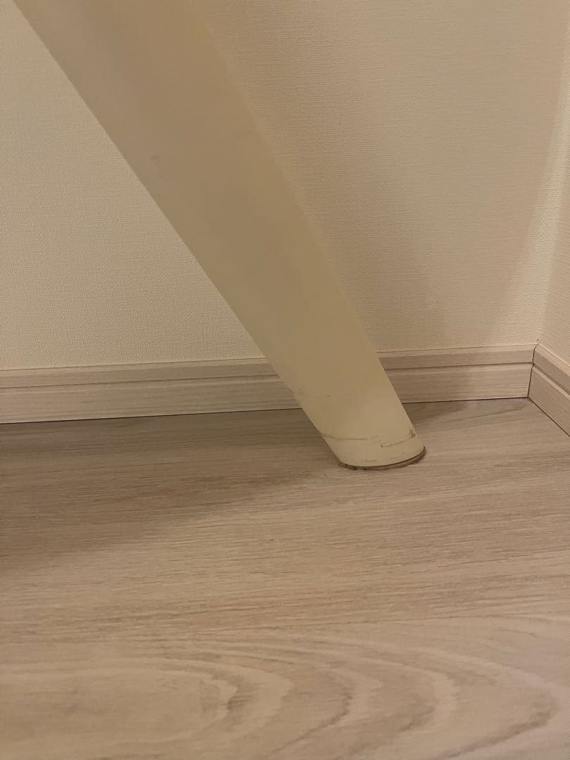 【美品】エルヴェ ダイニングテーブル ホワイト （W1200× H720）