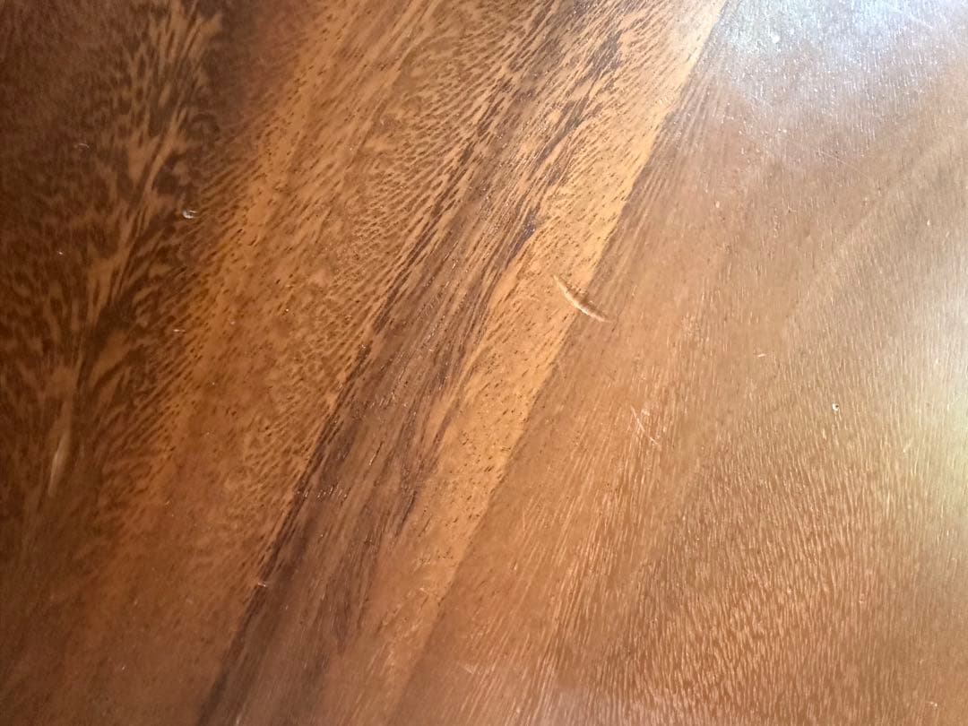 ruchiha⭐︎　ウォールナット材 ダイニングテーブル ほしの家具処