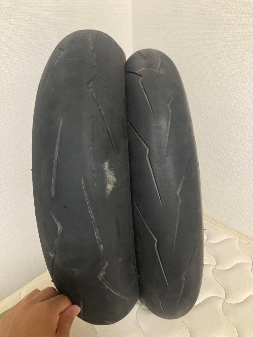 (ほぼ未使用) PIRELLI スパコル V3 110 V4 140