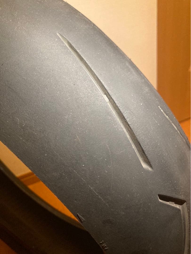 (ほぼ未使用) PIRELLI スパコル V3 110 V4 140