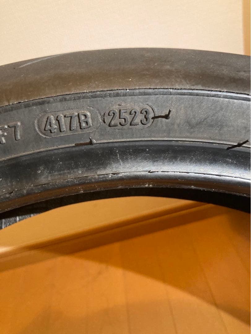 (ほぼ未使用) PIRELLI スパコル V3 110 V4 140