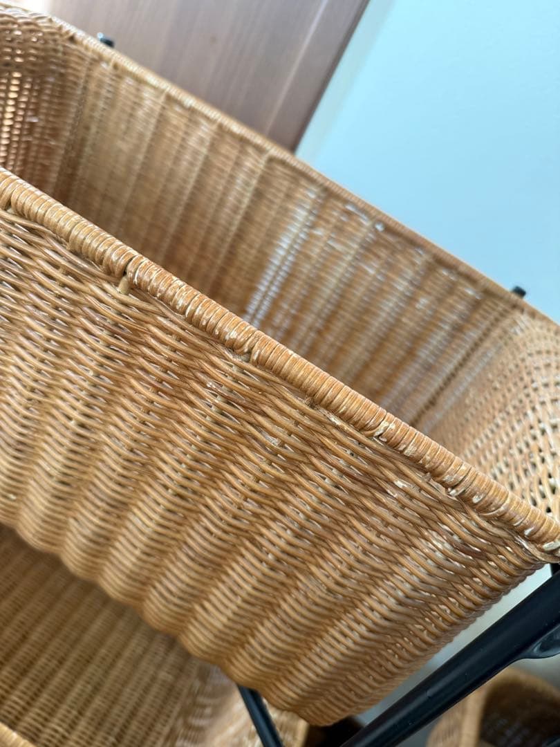 宇宙大帝さん専用！IDEE WALLABY BASKET STAND Black