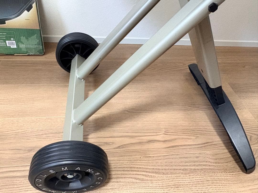 ほぼ新品Coleman RoadTrip 225 コンロ　ガス,プレート付