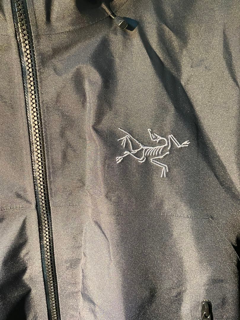 美品Arc'teryx アークテリクス　ベータSL