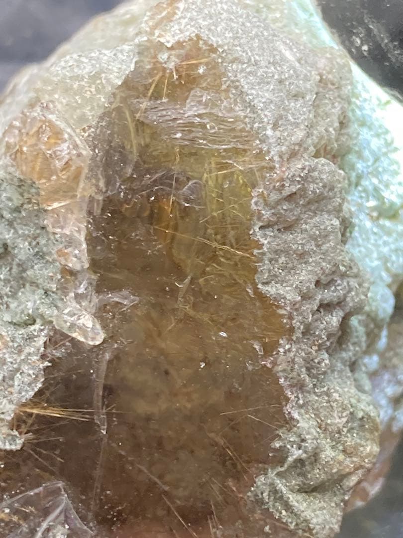 ルチルクォーツ 原石 インド ヒマチャル産 天然石 パワーストーン 金運最強