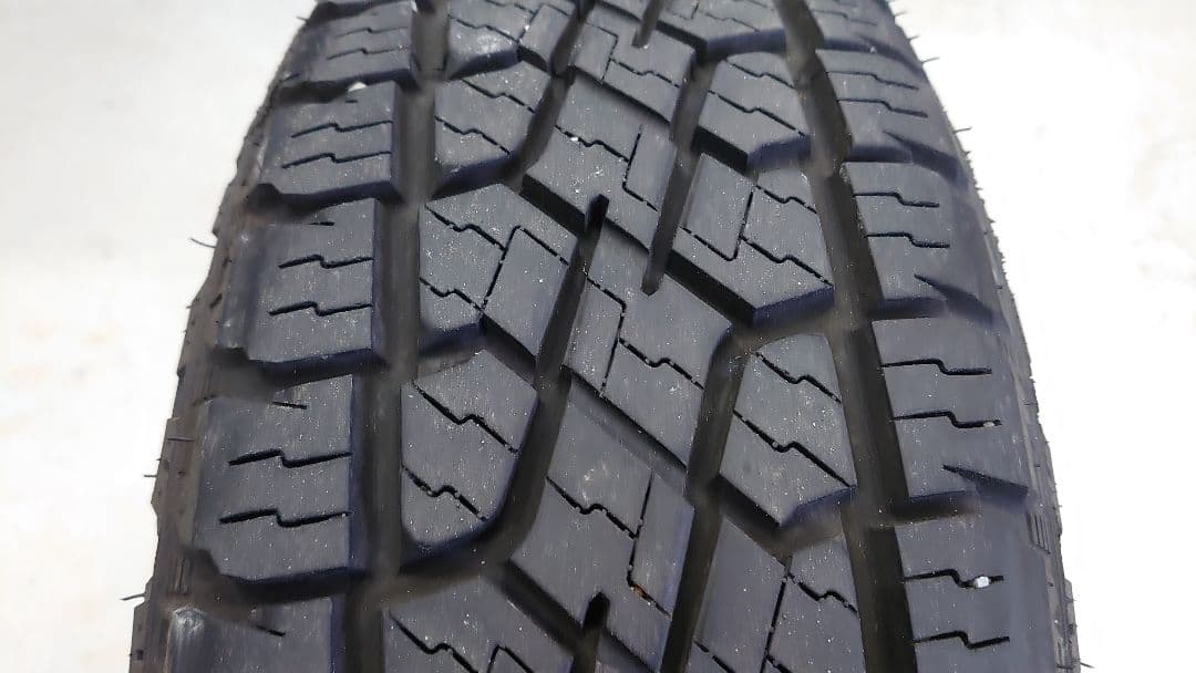 ナイトロパワー☆スティンガーM29☆モンスタタイヤ225/65R17☆中古品☆