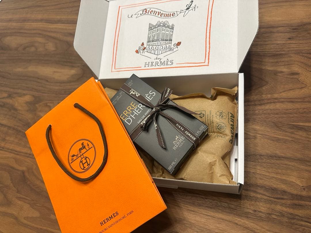 香水(男性用) HERMES TERRE D'HERMES INTENSE