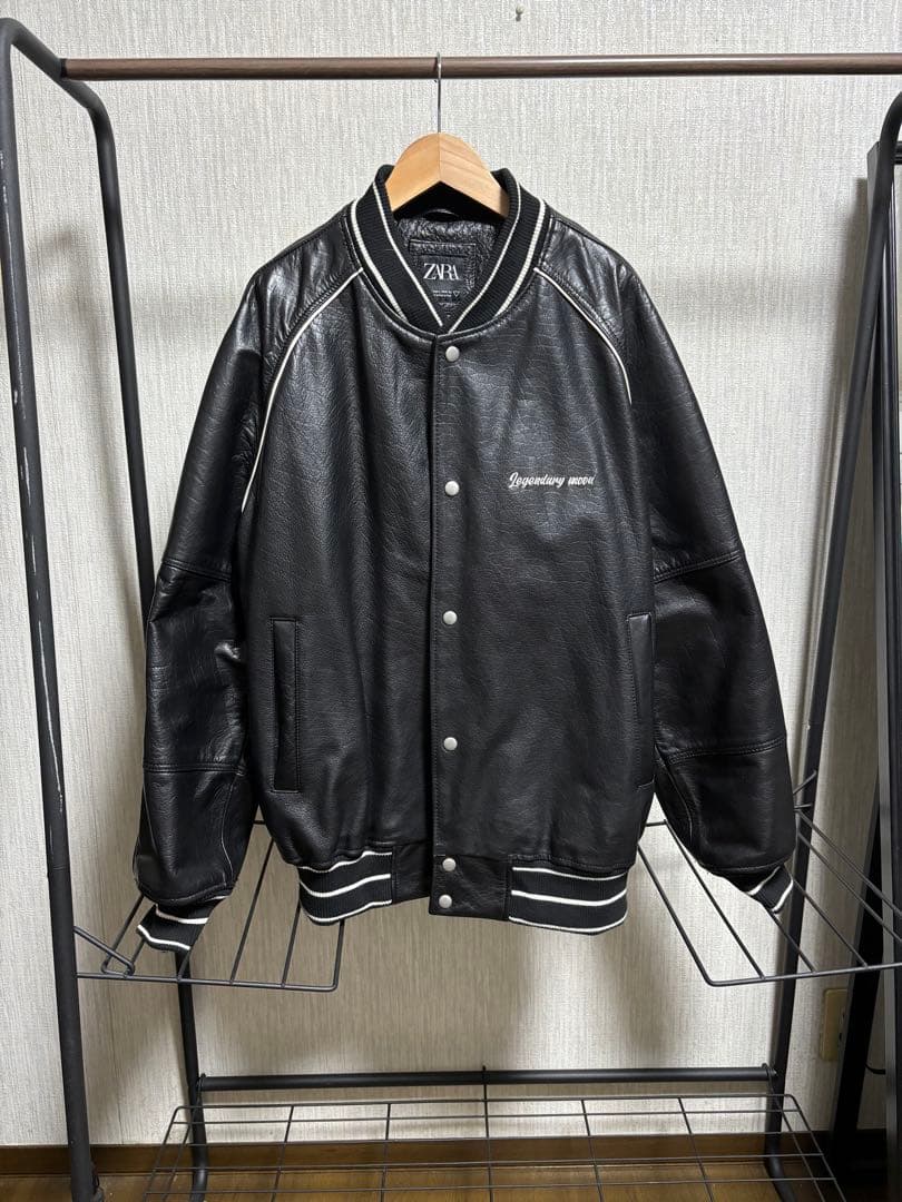 ZARA ブラック スタジャン　水牛革