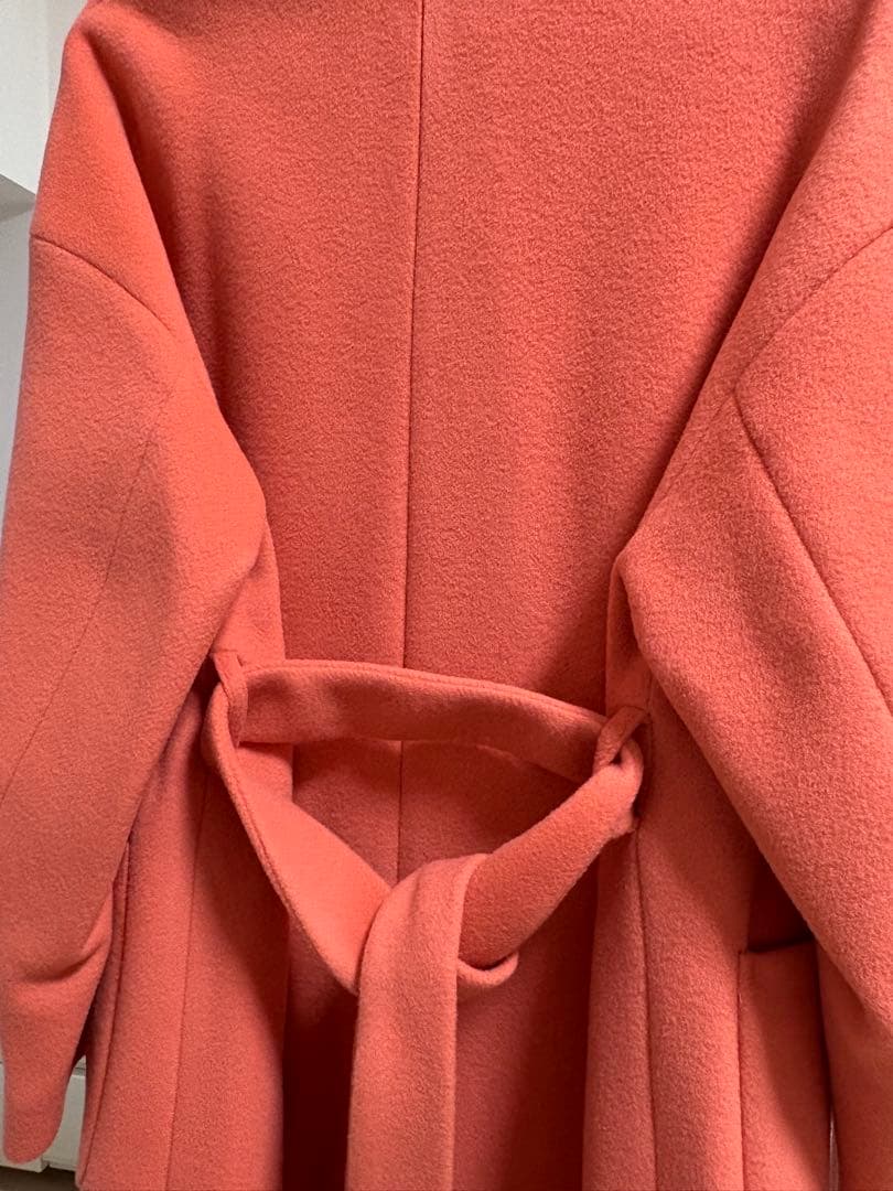 TIARA ウール100%ノーカラロングコート ベルト付き 最終値下