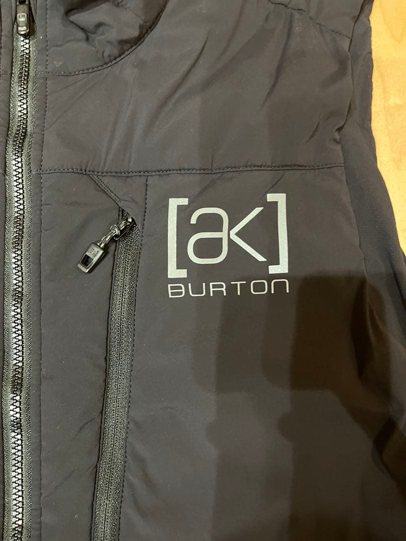 バートン Burton [ak] ヘリウム ストレッチ インサレーテッド ベスト