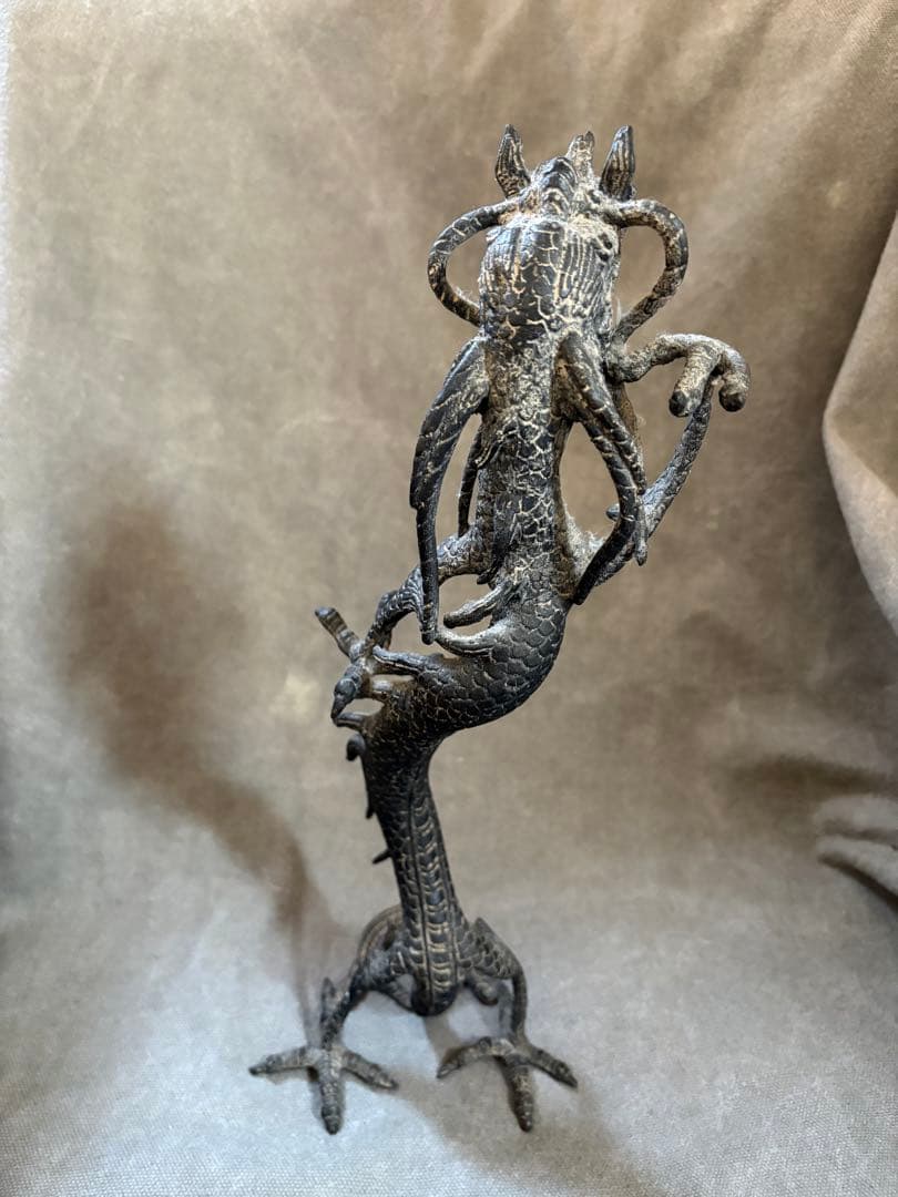 昇龍　ドラゴン　縁起物　青銅　置物