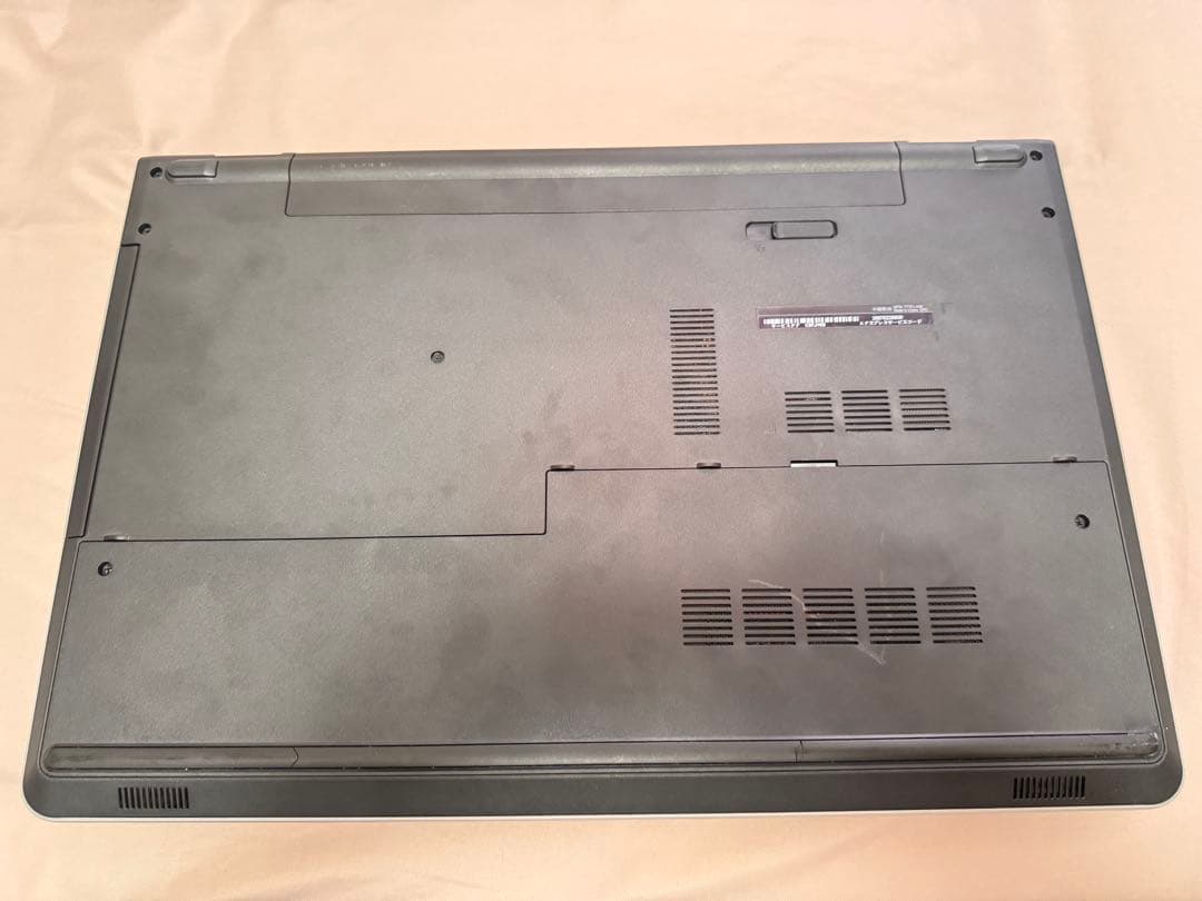 DELL Inspiron 17 DELL ノートPC シルバー