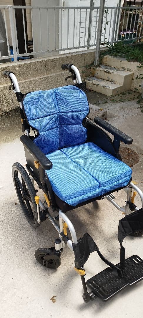 介護用車いす NEXT-61B （松永製作所）