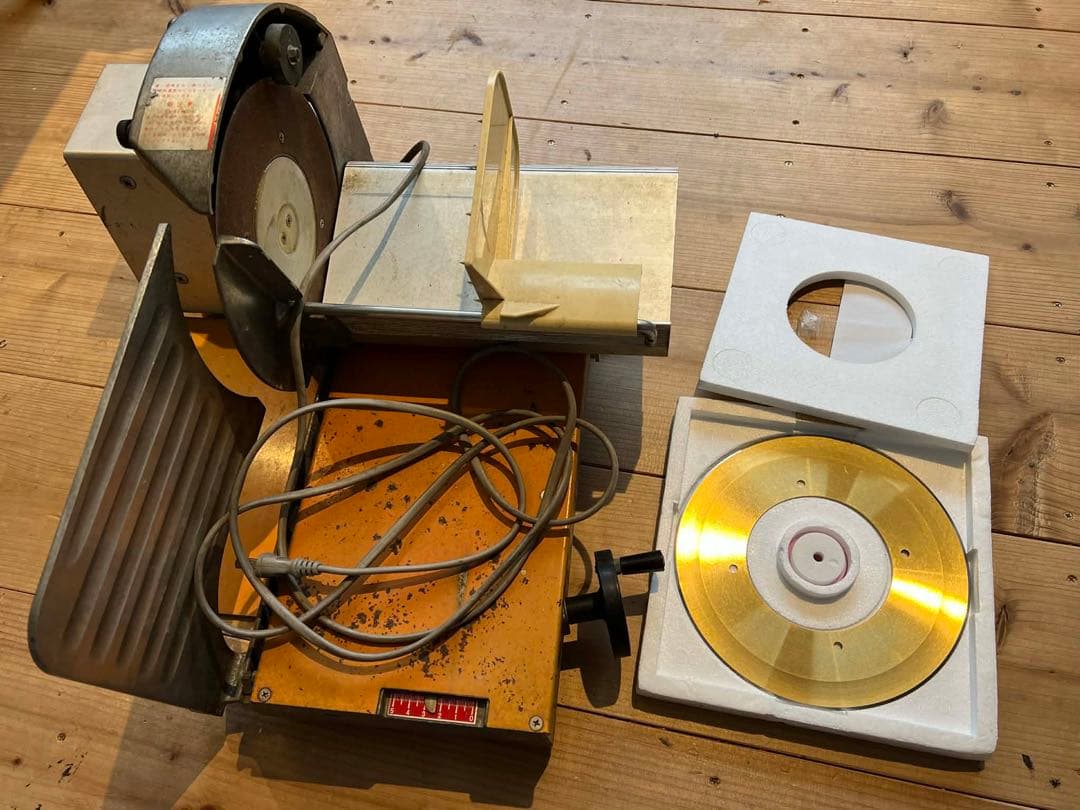 パン屋開業の初期投資を抑えたい方にオススメ‼️ハクラ精機のパンスライサー