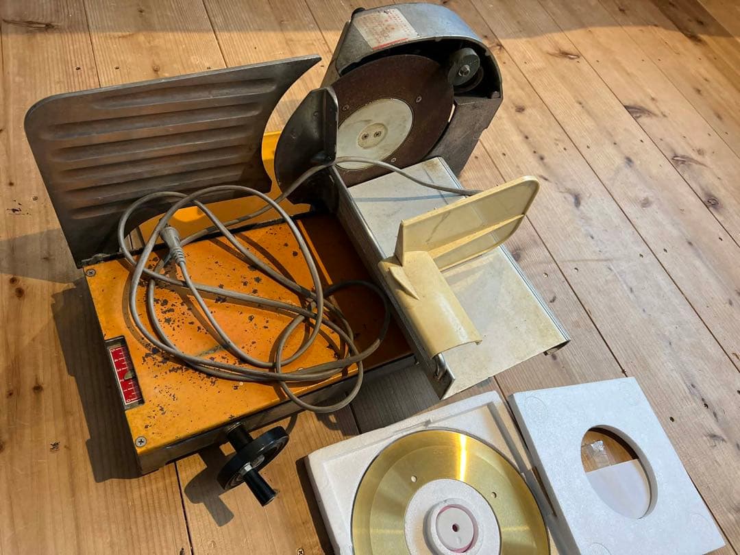 パン屋開業の初期投資を抑えたい方にオススメ‼️ハクラ精機のパンスライサー