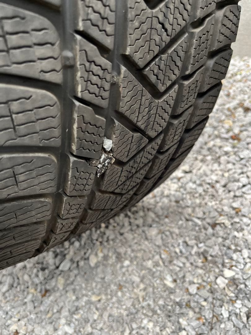 スタッドレスタイヤ 265/30R20 4本セット