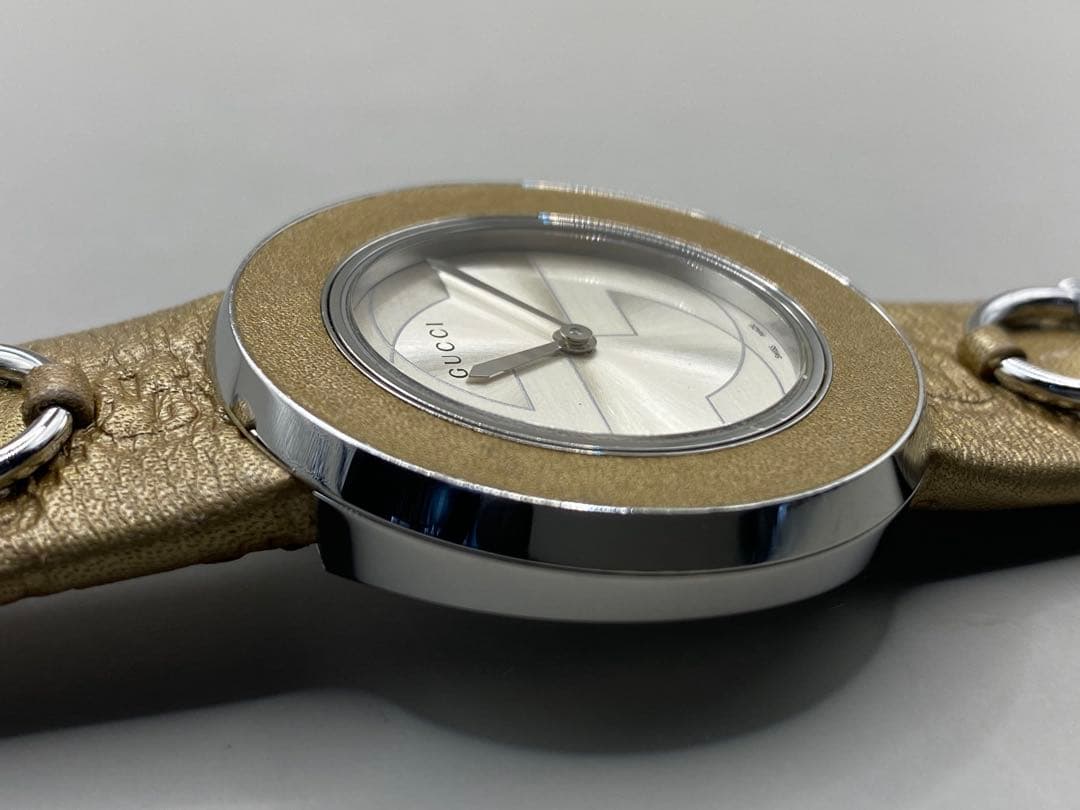 GUCCI ゴールドレザー 129.4 レディース腕時計
