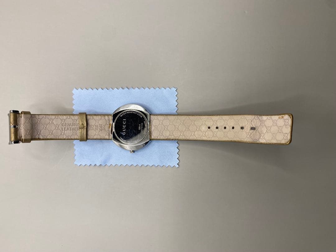 GUCCI ゴールドレザー 129.4 レディース腕時計