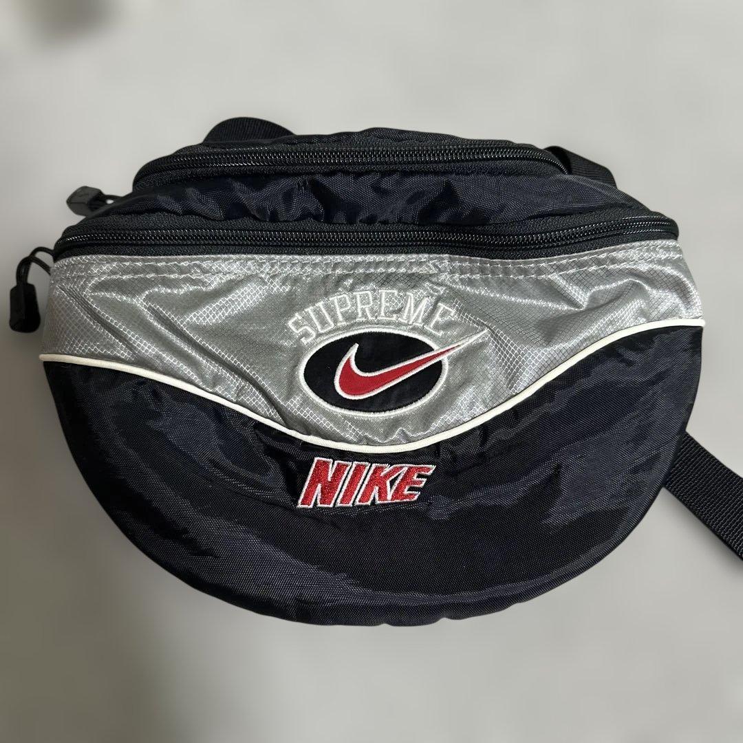Supreme × NIKE　ショルダーバッグ