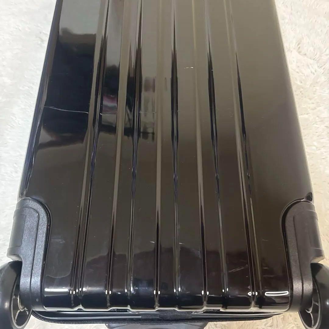 bessed ハードシェル スリムスーツケース キャリーブラック