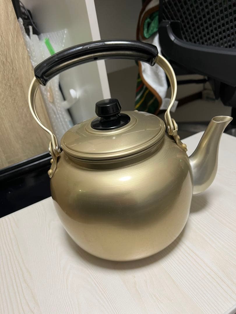 アカオアルミ 湯沸 4l アルミニウム(しゅう酸アルマイト)、ツル・ツマミ日本