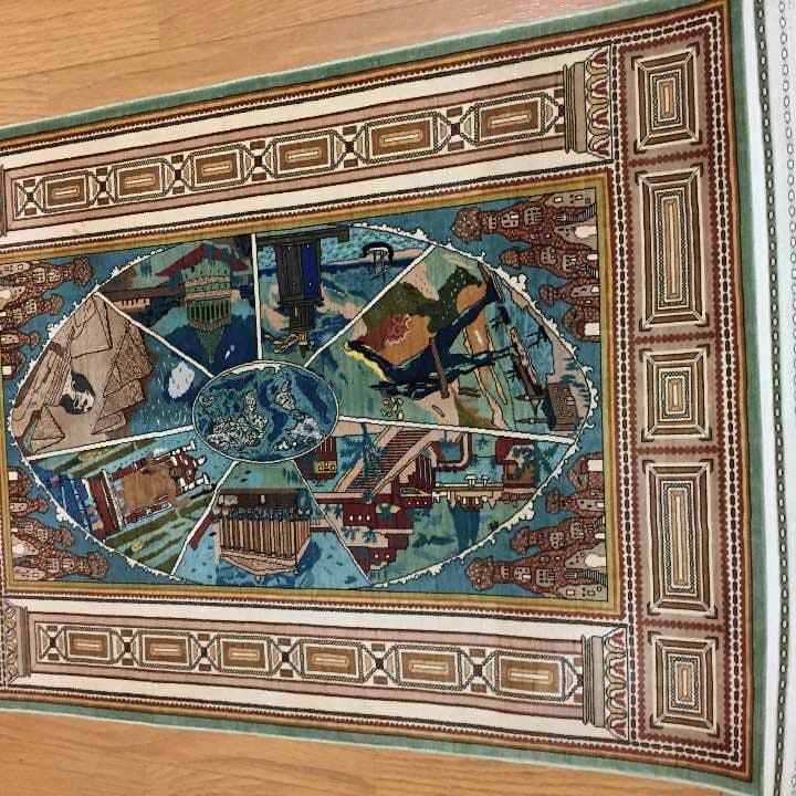 ヘレケシルク絨毯