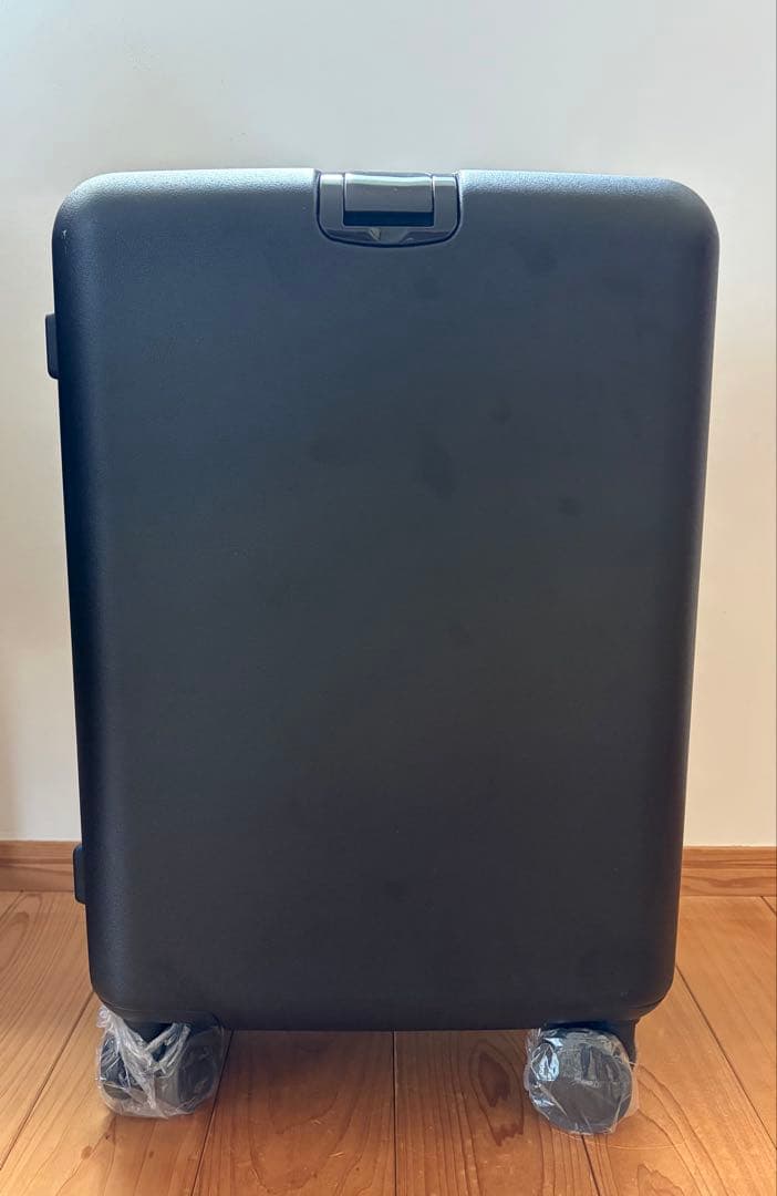 【aucentic】ブラックキャリーケース TSAロック付き