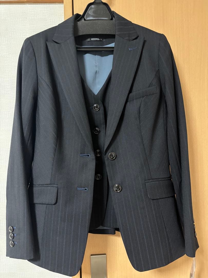 ボンマックス事務服　ブラック×ブルーのストライプ3点セット