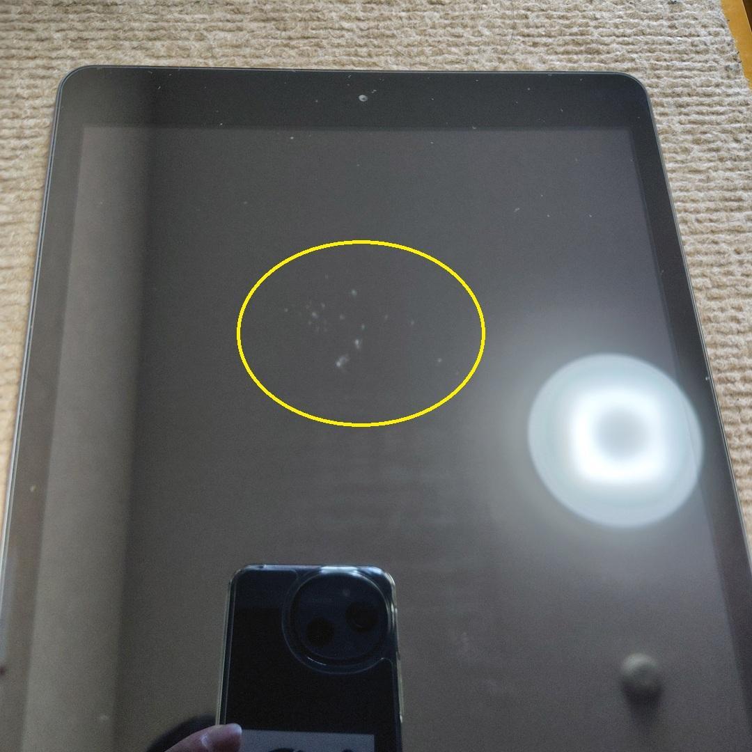 iPad 第8世代 32GB Wi-Fi+Cellular シルバー色