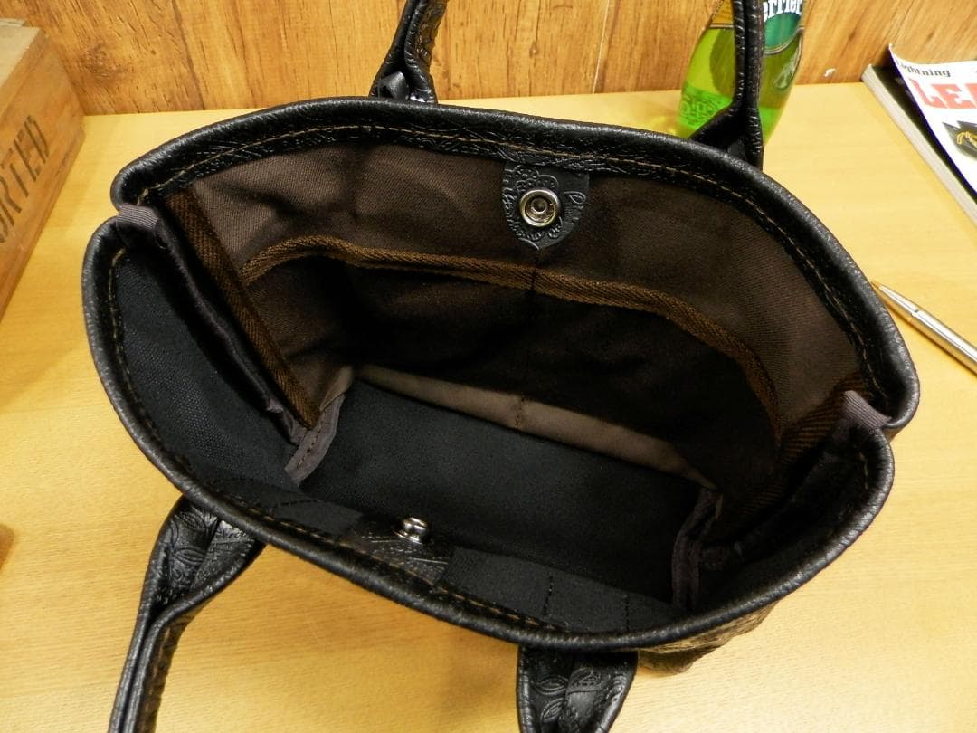 ☆XSサイズ☆ちょい悪ブラックペイズリーのミニトートバッグ!日本製　姫路レザー黒