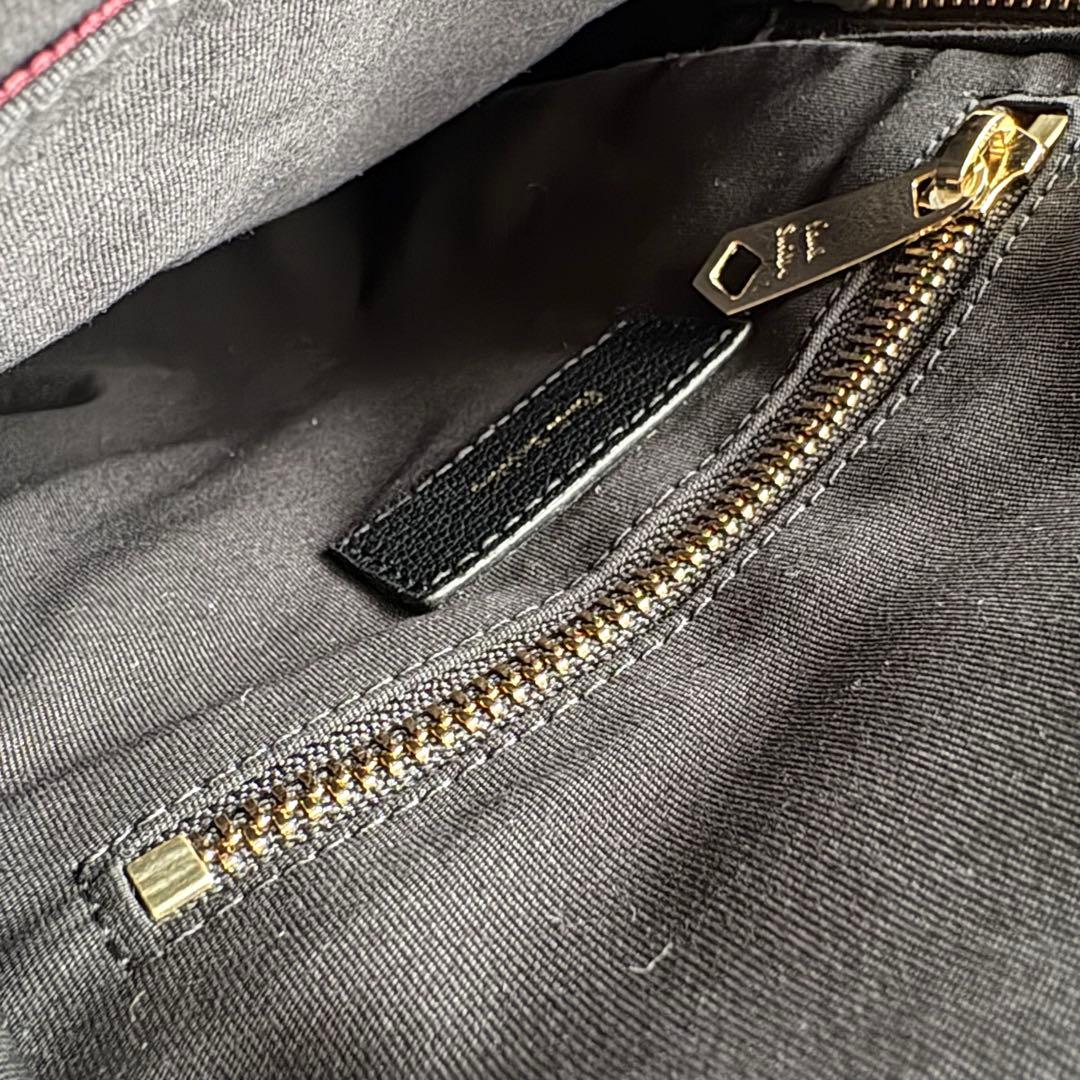 【極美品】ポールスミス シグネチャー ストライプ ボディバッグ ショルダーバッグ