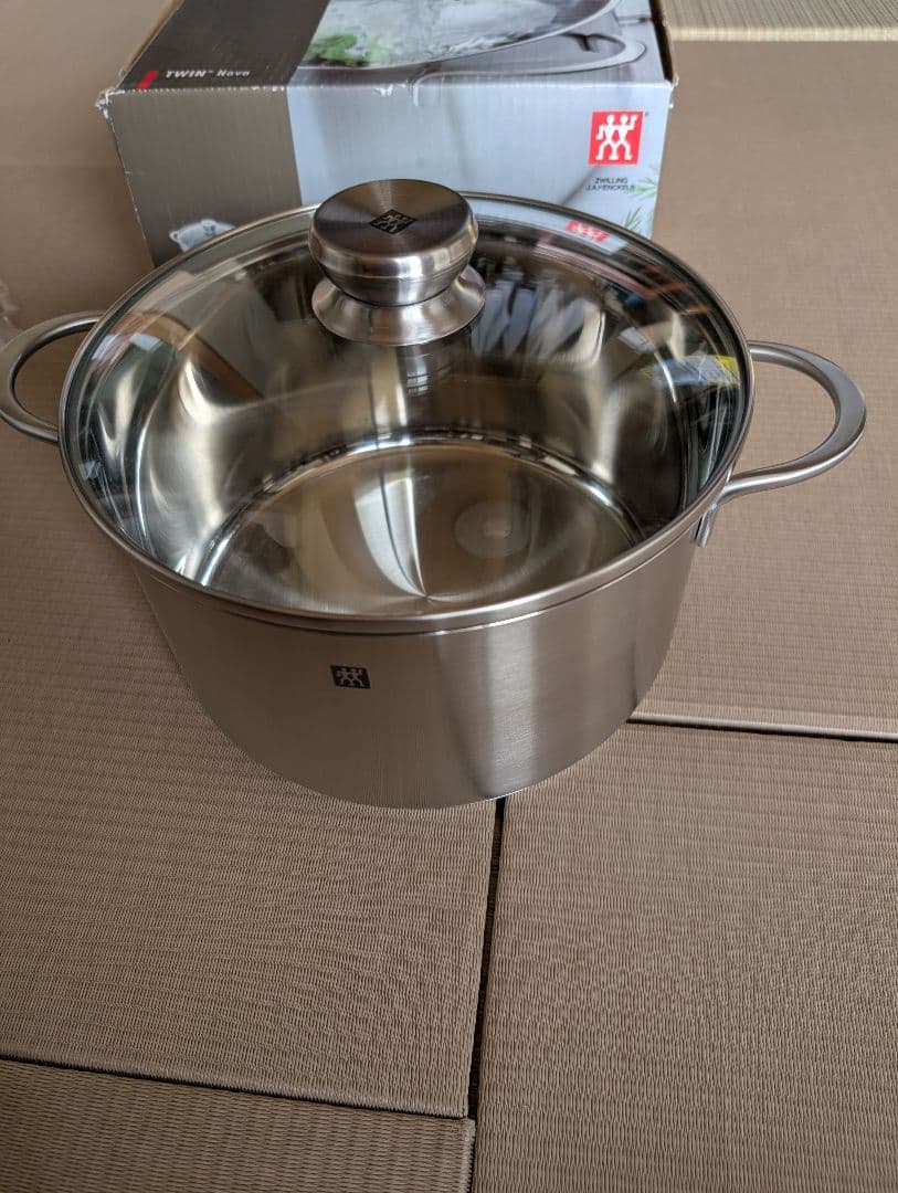 ツヴィリングJ.A.ヘンケルス両手鍋　大鍋