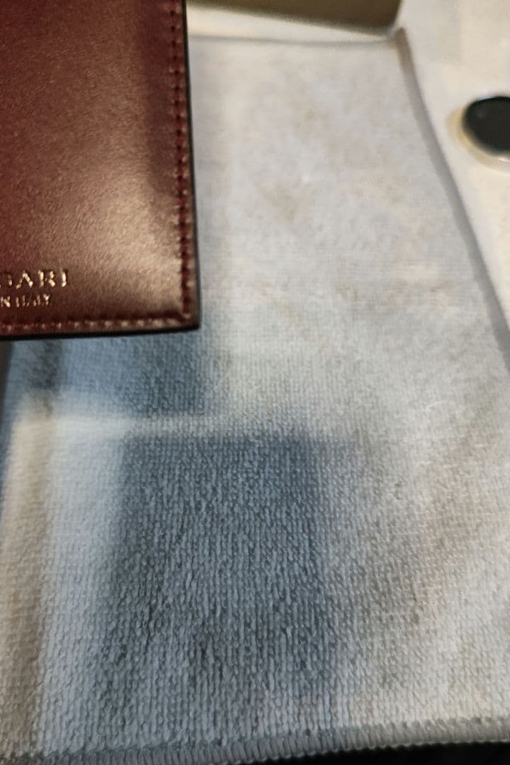 ブルガリBULGARI ブラック 長財布、ケース2点セット箱付き。