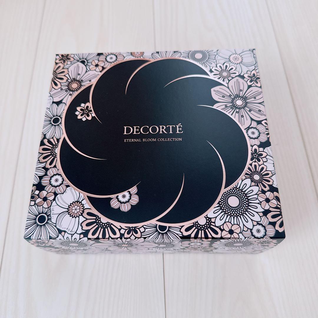 【新品未開封 24時間以内匿名発送】 コスメデコルテ クリスマスコフレ