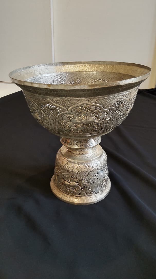 ブ*太様 ラオス　銀杯　965g