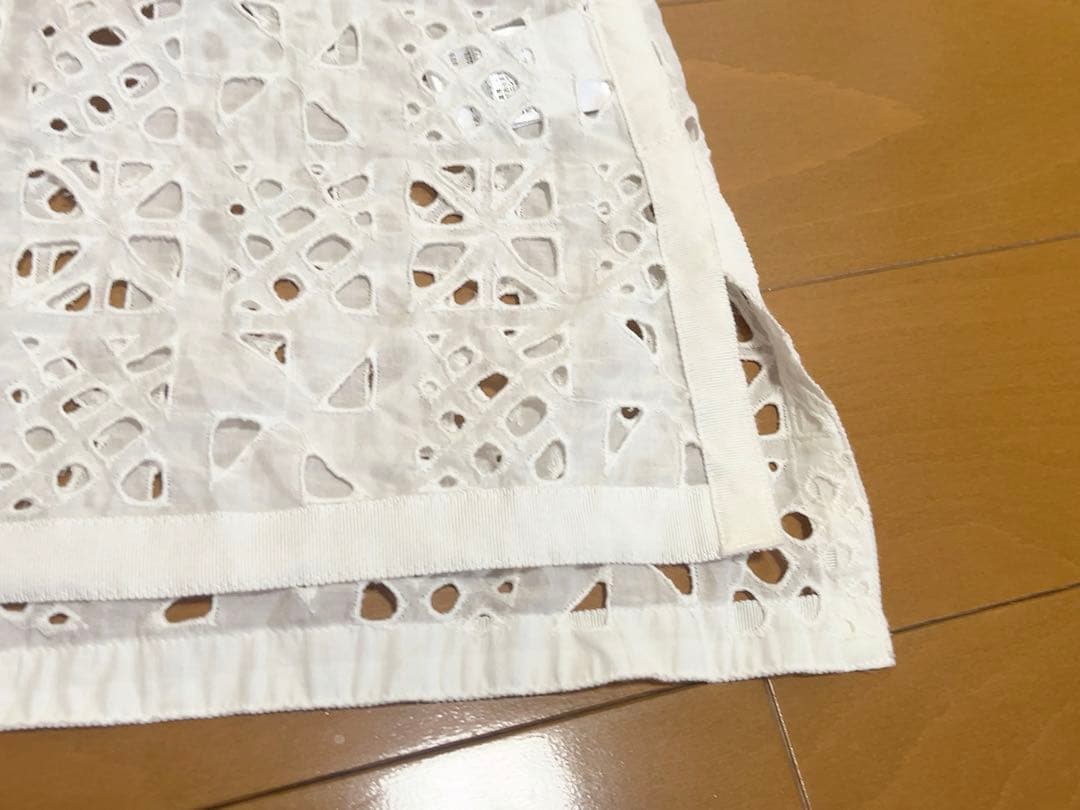 トゥモローランド　トライアングル　カットワークレース　ブラウス　トップス