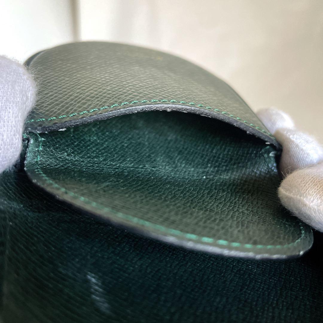 ルイヴィトン　タイガ　ポルトモネ・キュヴェット　パース　グリーン　緑