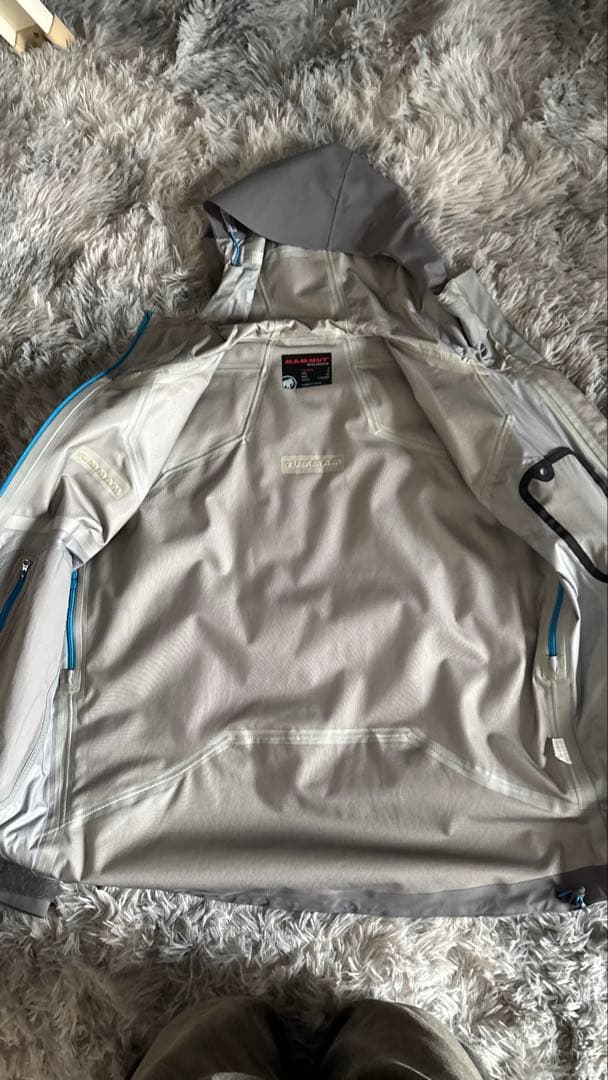 マムートMAMMUTマサオジャケット、マウンテンパーカー【メンズMサイズ】