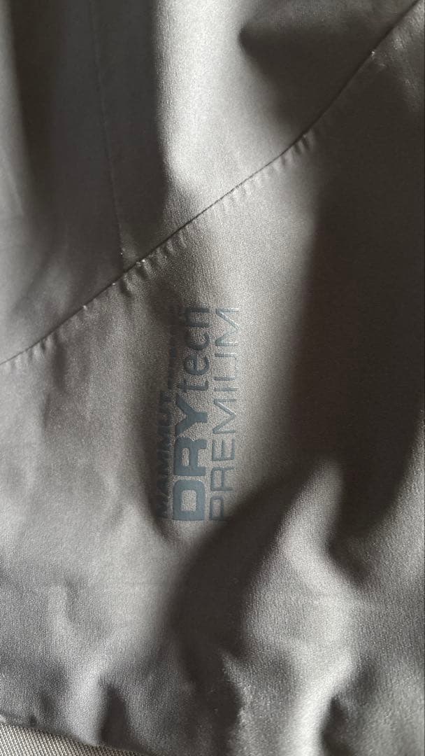 マムートMAMMUTマサオジャケット、マウンテンパーカー【メンズMサイズ】