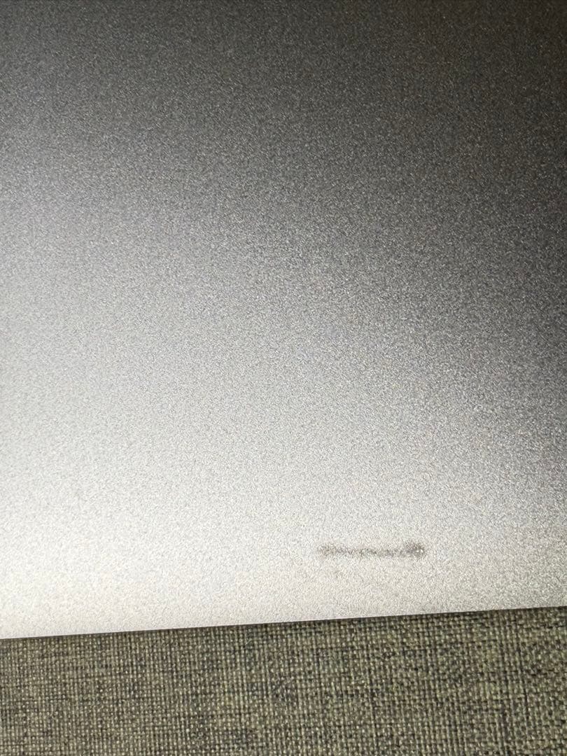 macbook 12インチ　m3-8-256 バッテリー不具合　ジャンク扱い