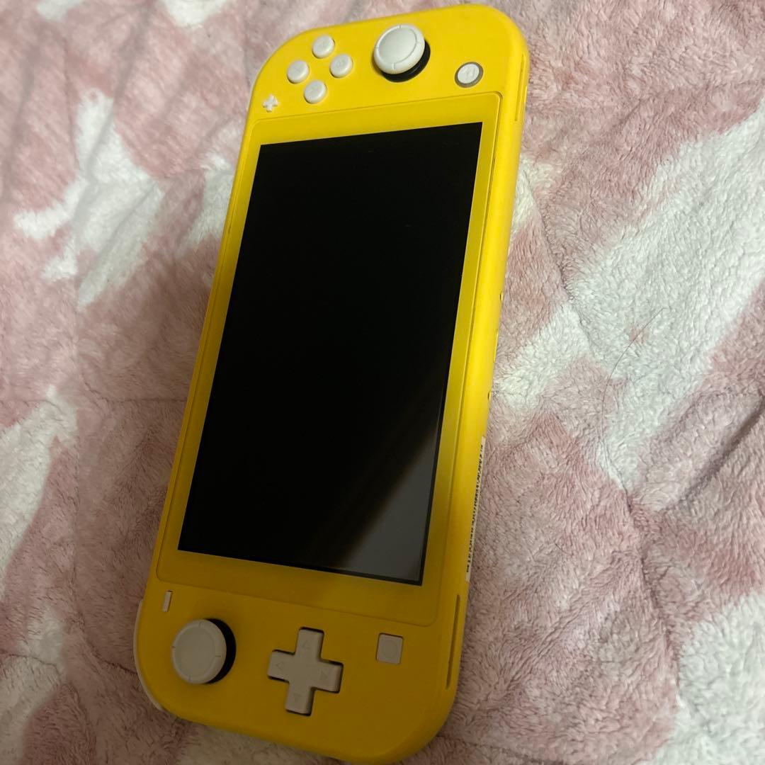 Switch ライト イエロー 充電器、箱あり